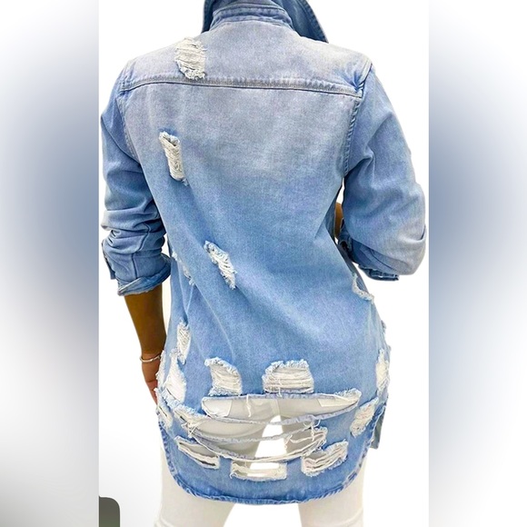 Distressed Denim Jacket| XL 💙| washed denim color - Picture 2 of 5